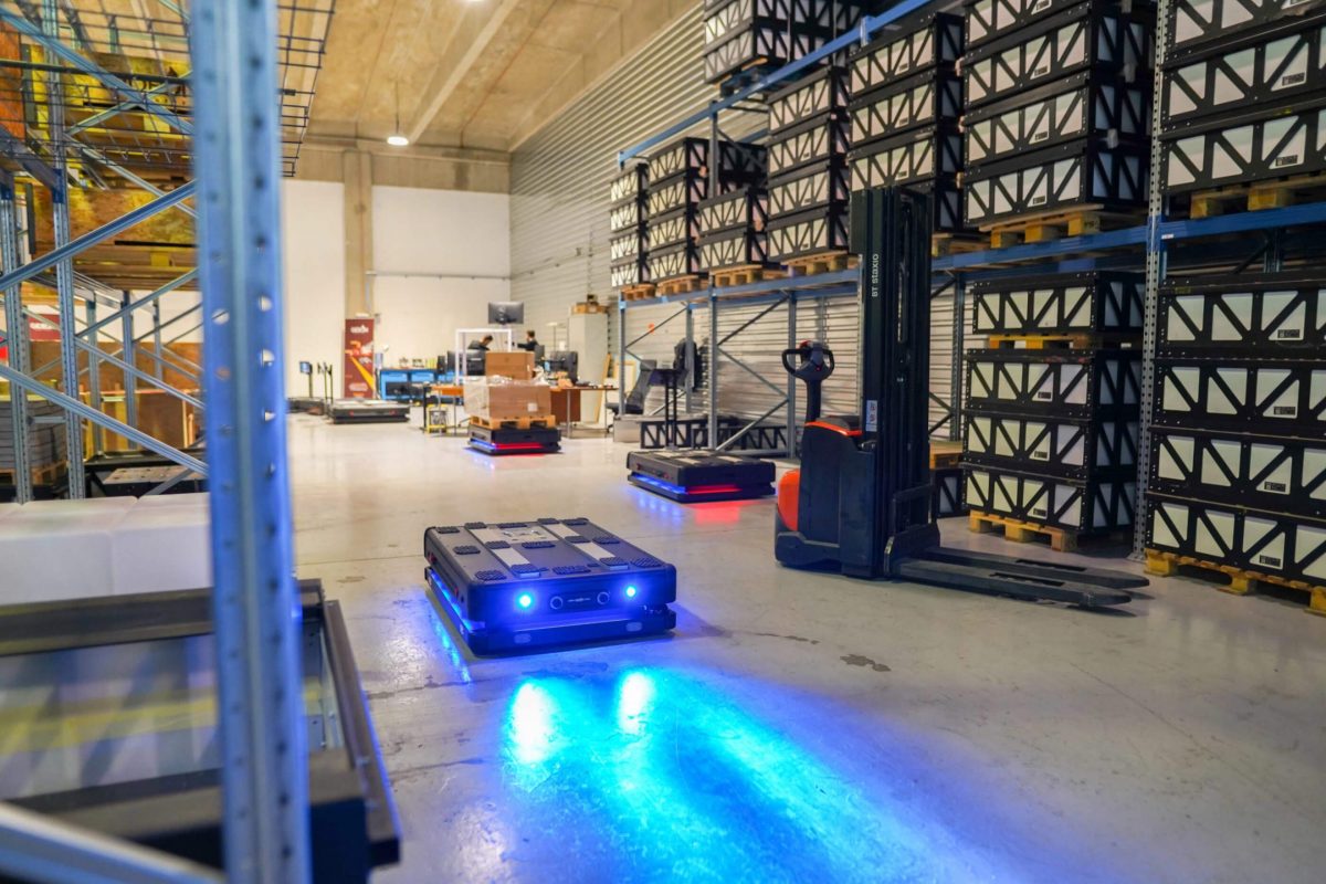gideon-autonomous-mobile-robot