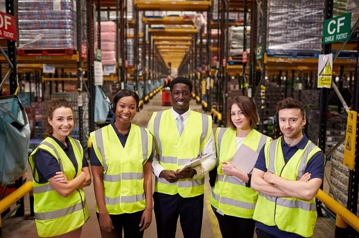 attracting-warehouse-workers